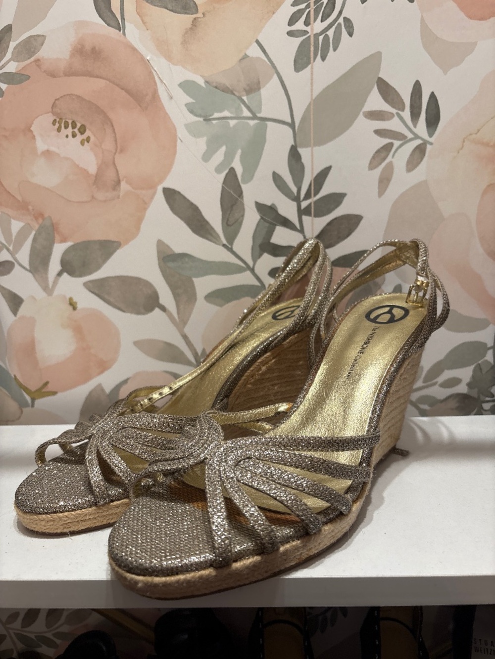 Wishbone collection gold espadrilles